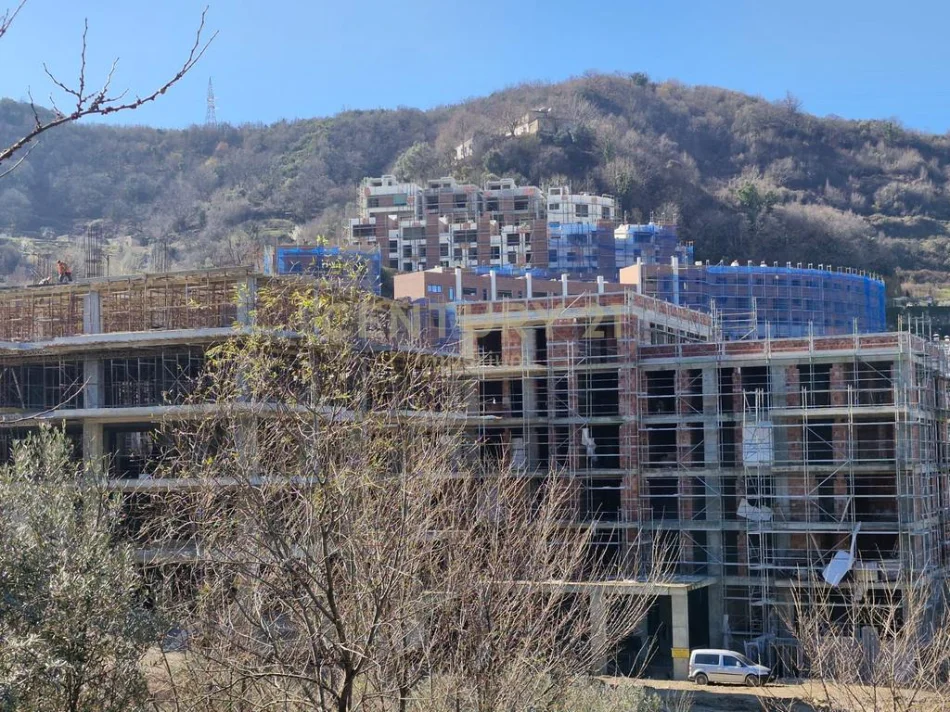 Tirane, shitet apartament 2+1 Kati 6, 195 m² 216.000 € (kodra e diellit 2)
