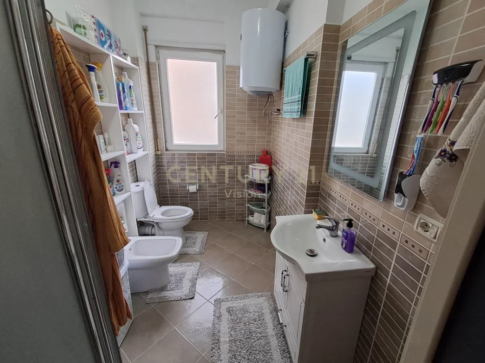 Shkoder, shitet apartament 1+1 Kati 3, 120.000 m² 120.000 € (prane arres se madhe)