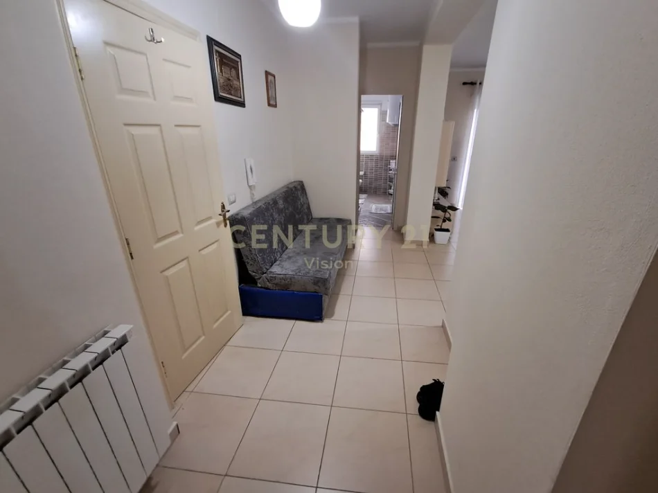 Shkoder, shitet apartament 1+1 Kati 3, 120.000 m² 120.000 € (prane arres se madhe)