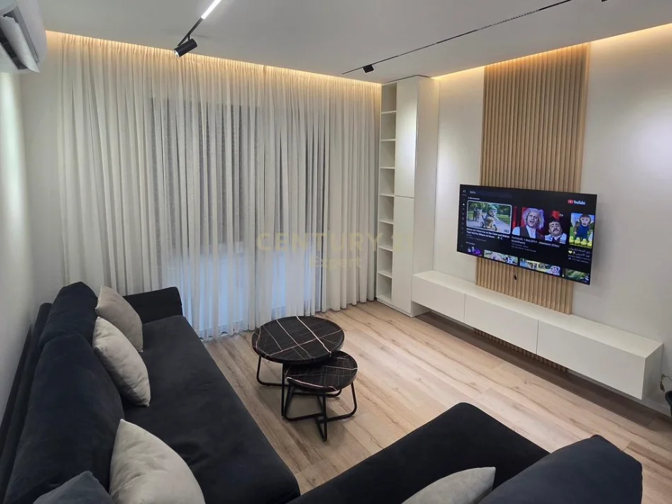 Tirane, shitet apartament 2+1 Kati 4, 103 m² 250.000 € (UET)