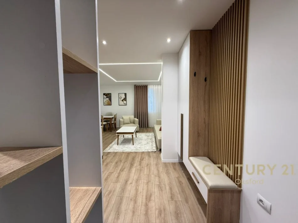 Tirane, shitet apartament 1+1 Kati 5, 66 m² 175.000 € (rruga fortuzi)
