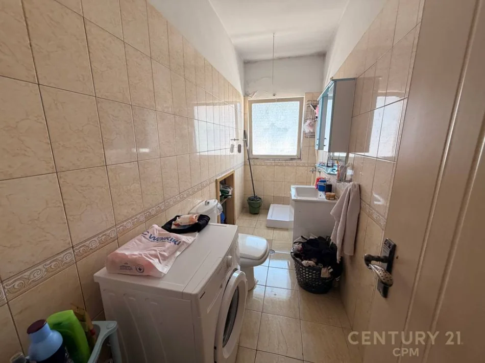 Tirane, shitet apartament 1+1 Kati 7, 63 m² 155.000 € 