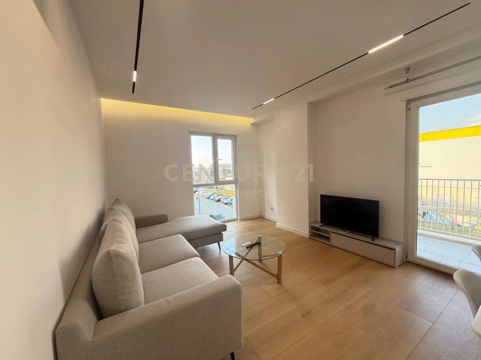 Tirane, shitet apartament 2+1 Kati 3, 91 m² 140.000 € (Univers City)