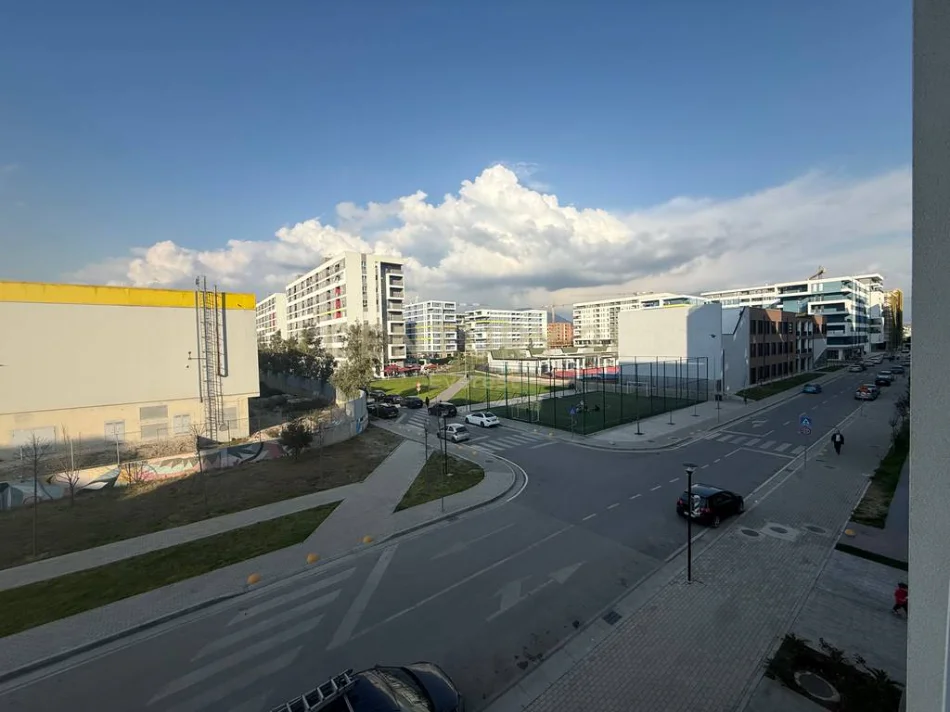 Tirane, shitet apartament 2+1 Kati 3, 91 m² 140.000 € (Univers City)