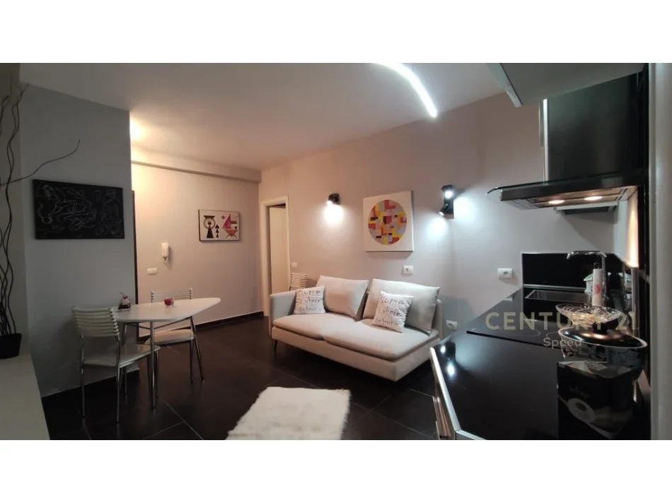 Tirane, shitet apartament 1+1 Kati 3, 42 m² 105.000 € 