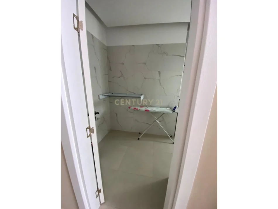 Durres, shitet apartament 1+1 Kati 2, 68 m² 165.000 € (Mali Robit)