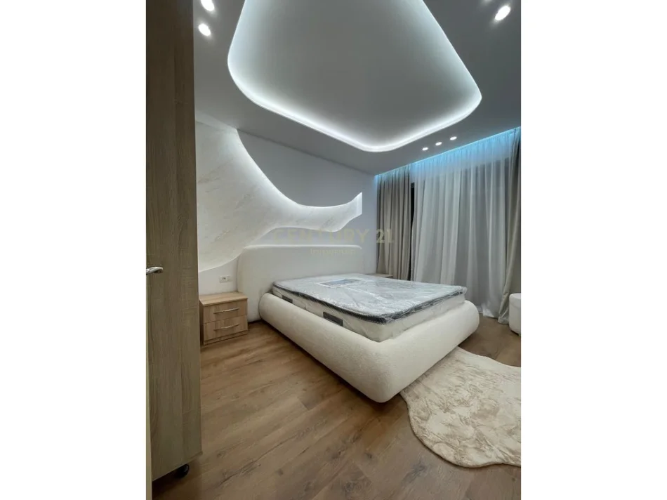 Tirane, shitet apartament 1+1+Ballkon Kati 8, 50 m² 125.000 € (unaze e re)