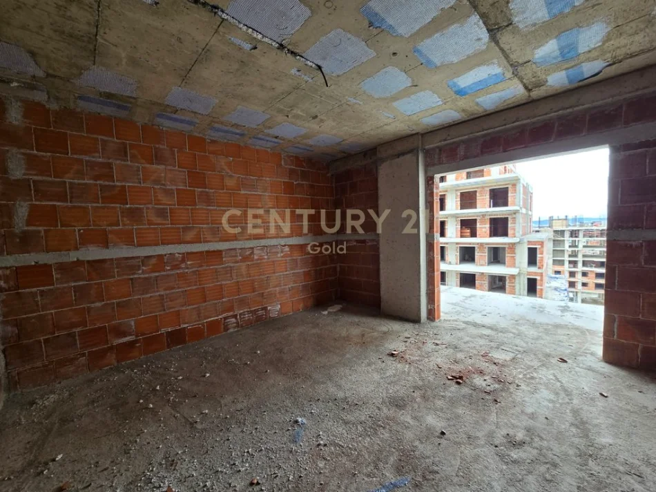 Tirane, shitet apartament 1+1+Ballkon Kati 7, 82 m² 123.000 € 