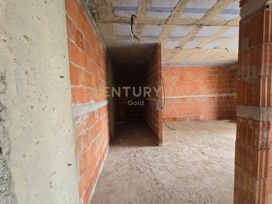 Tirane, shitet apartament 1+1+Ballkon Kati 7, 82 m² 123.000 € 