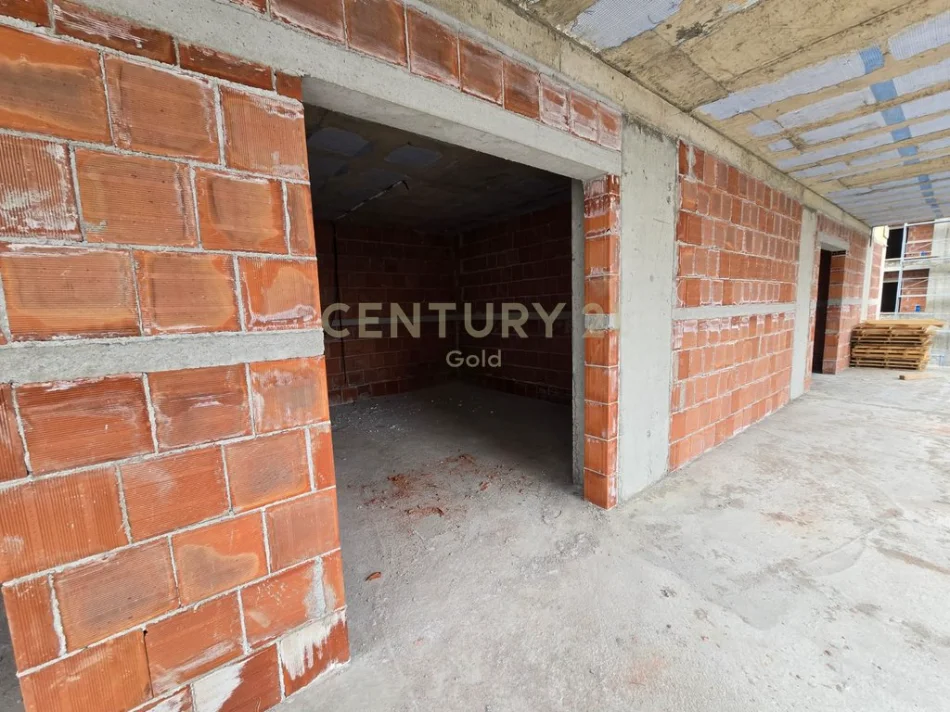 Tirane, shitet apartament 1+1+Ballkon Kati 7, 82 m² 123.000 € 