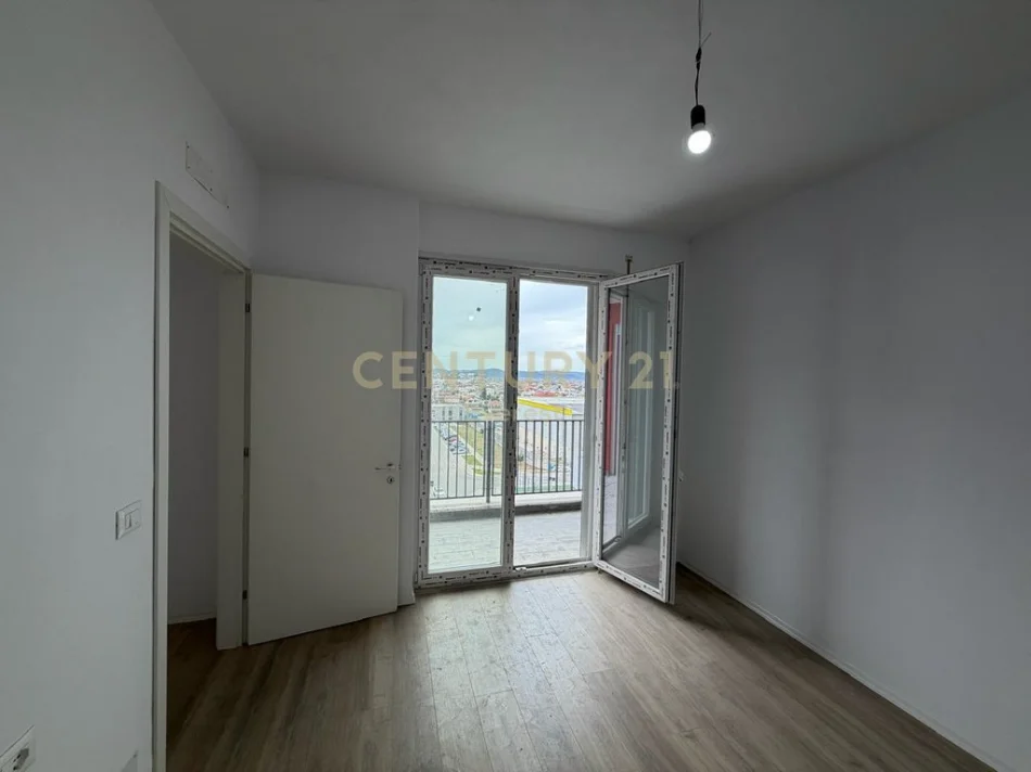 Tirane, shitet apartament 1+1 Kati 6, 71 m² 90.000 € 