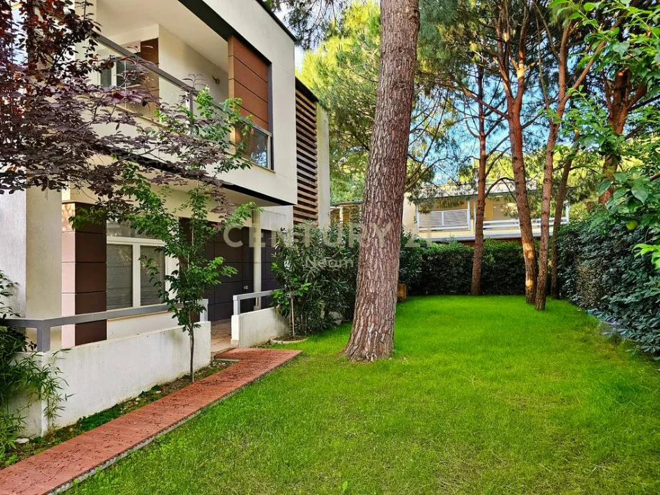 Durres, shitet Vile 4+1 Kati 2, 736 m² 800.000 € 