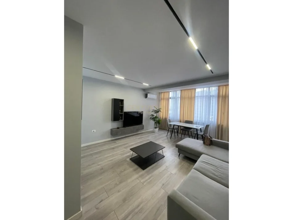 Tirane, shitet apartament 2+1 Kati 5, 90 m² 269.000 € 