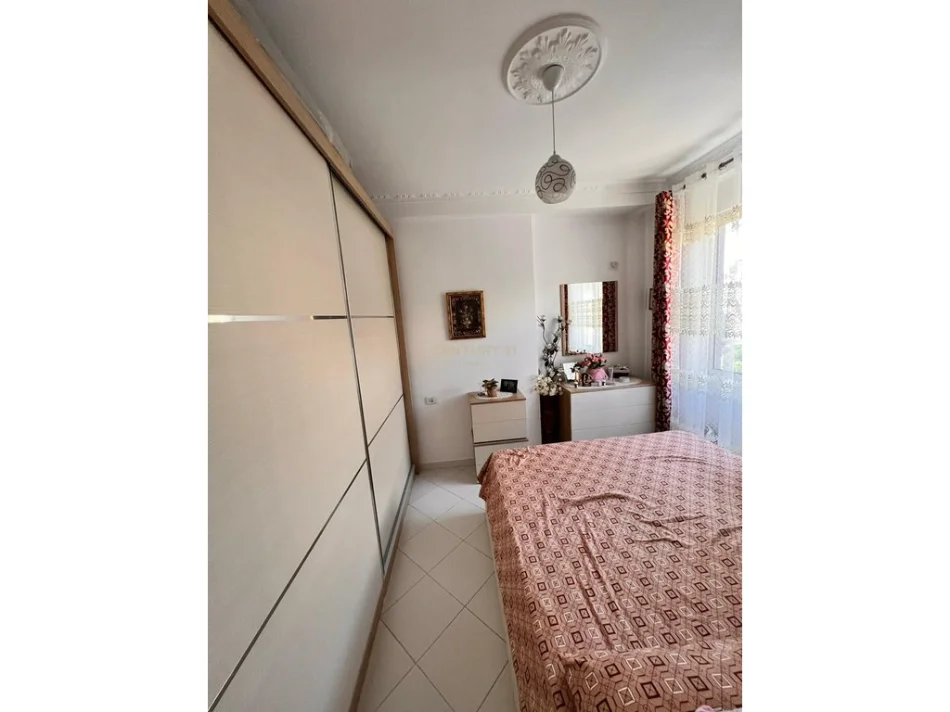 Tirane, shitet apartament 2+1 Kati 2, 113 m² 185.000 € 