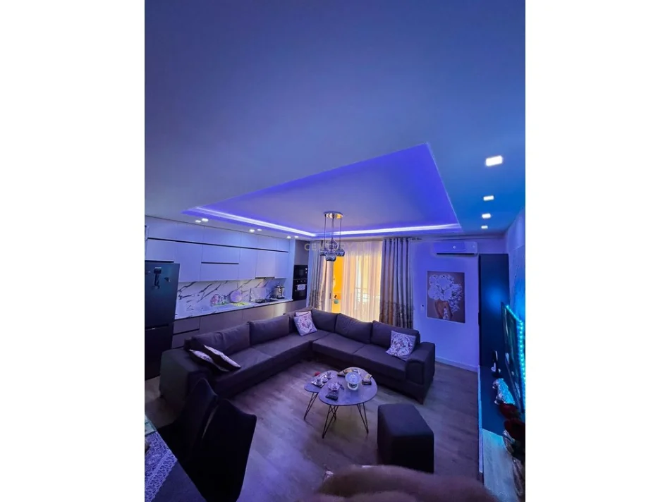 Tirane, shitet apartament 2+1 Kati 2, 113 m² 185.000 € 