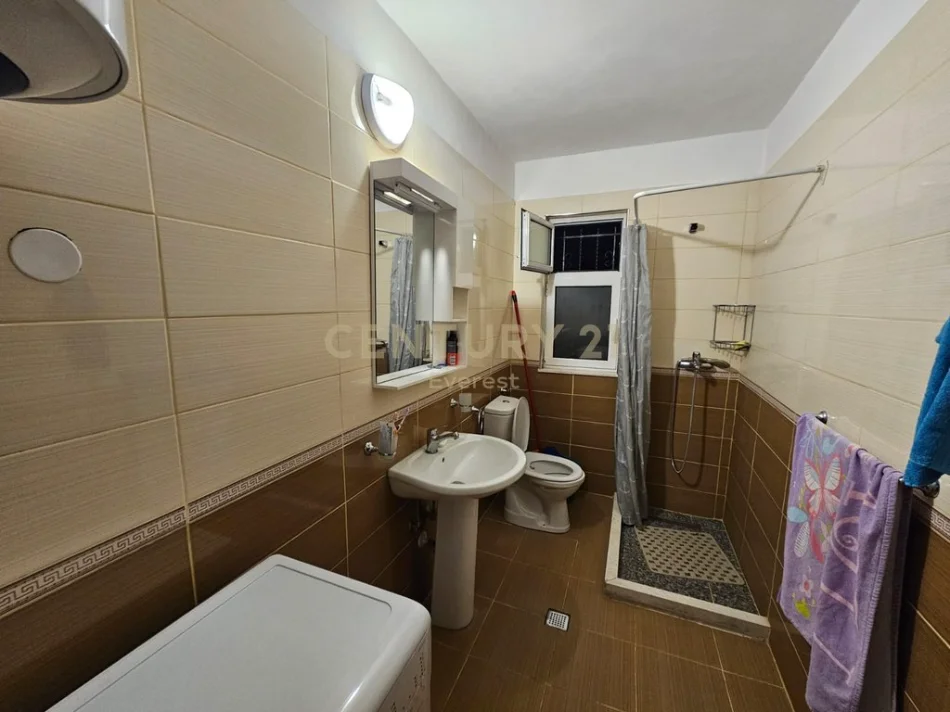 Tirane, shitet apartament 2+1 Kati 5, 80 m² 143.000 € (mihal grameno)