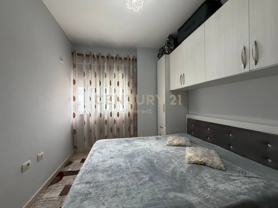 Tirane, shitet apartament 1+1 Kati 9, 43 m² 98.000 € (Astir)
