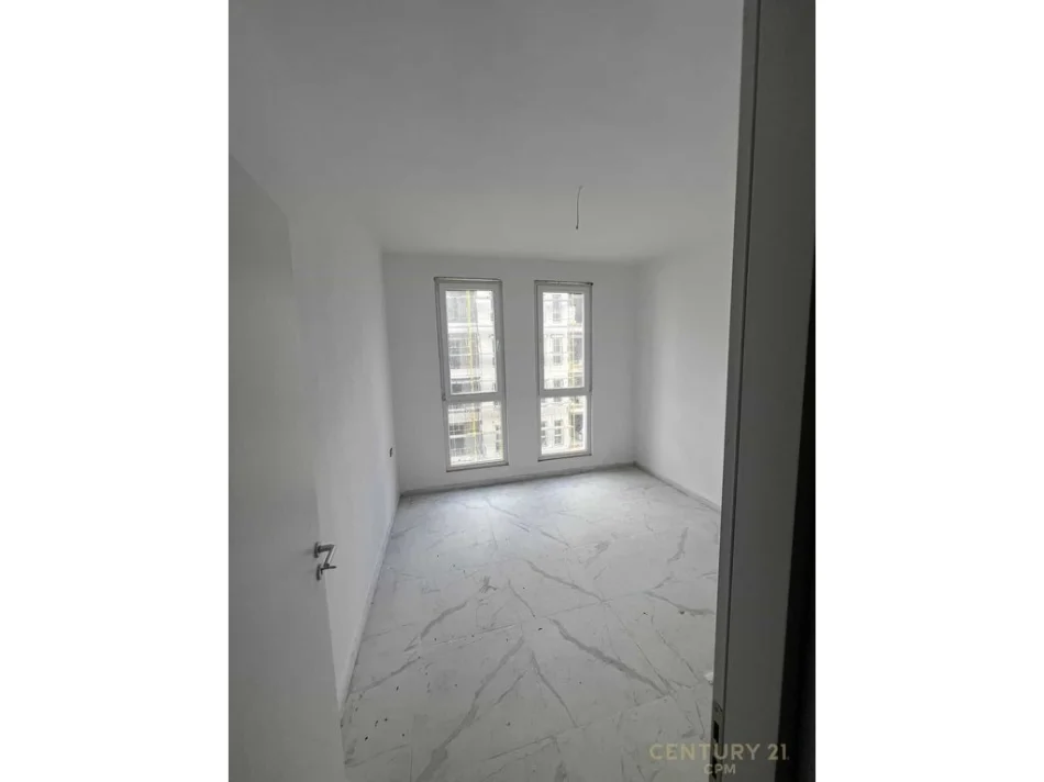 Tirane, shitet apartament 1+1 Kati 5, 53 m² 73.500 € (QTU)