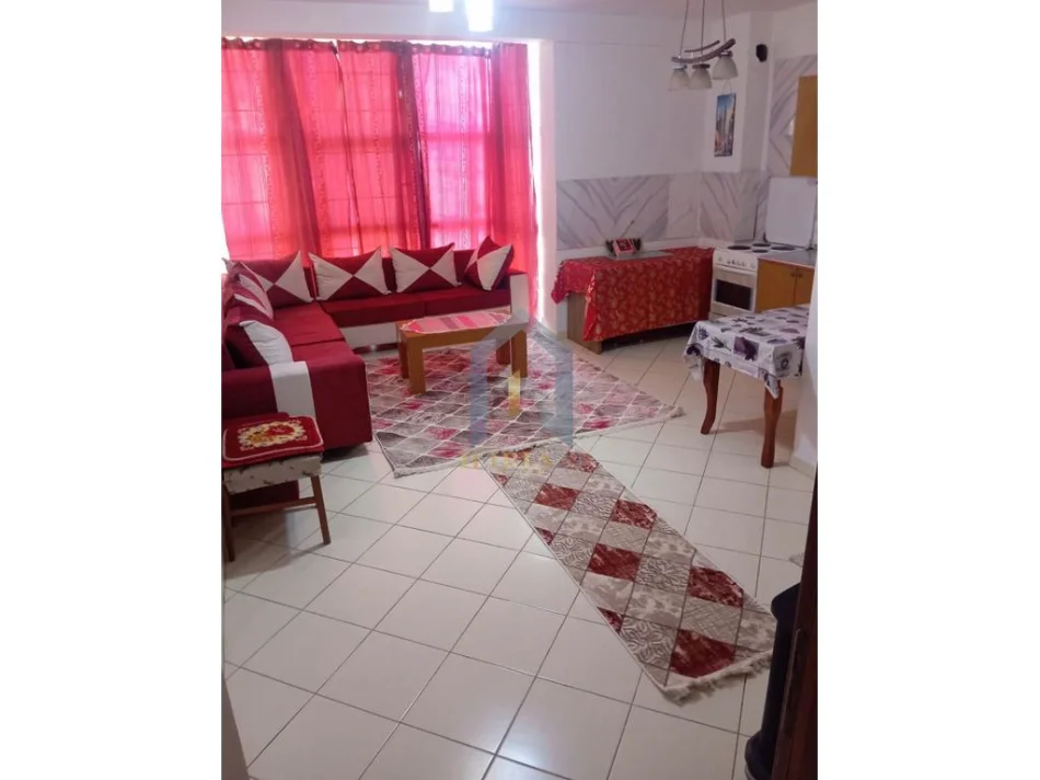 Apartament 1+1 per qira , “Astir”