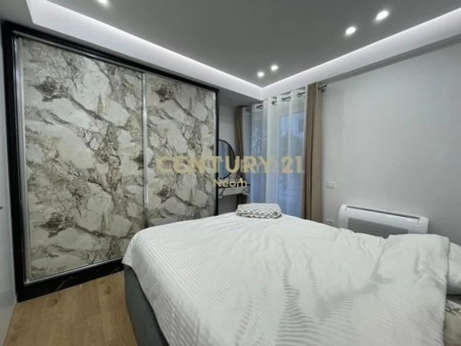 Tirane, jepet me qera apartament 1+1 Kati 1, 61 m² 600 € (Liqeni i Thate)