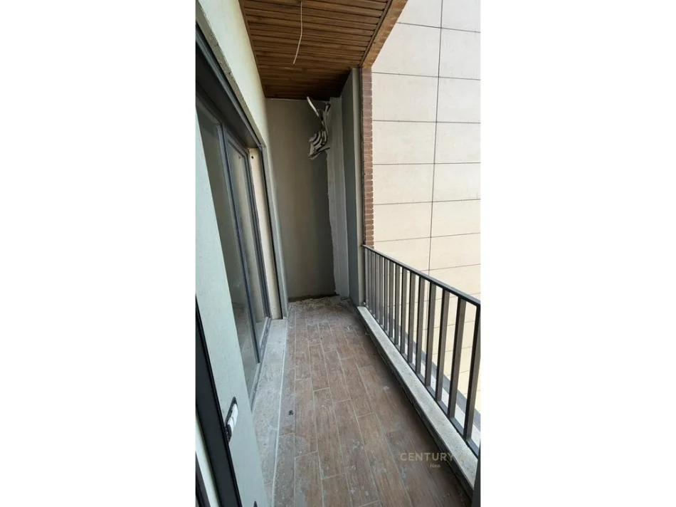 Tirane, shitet apartament Kati 6, 120.000 € 