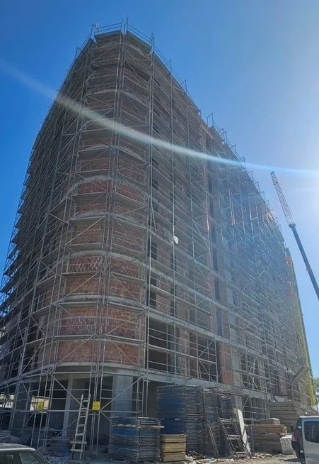 Tirane, shitet apartament 2+1 Kati 7, 109 m² 155.000 € (Ali Demi)