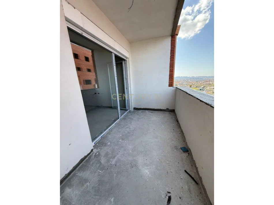 Tirane, shitet apartament 3+1+Ballkon Kati 6, 126 m² 122.000 € 