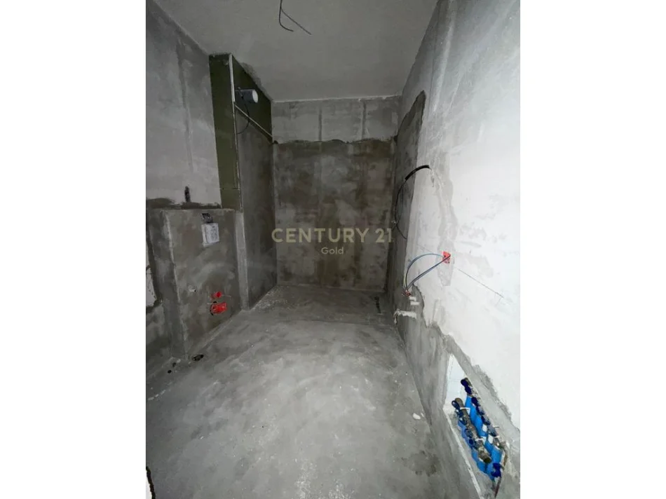 Tirane, shitet apartament 3+1+Ballkon Kati 6, 126 m² 122.000 € 