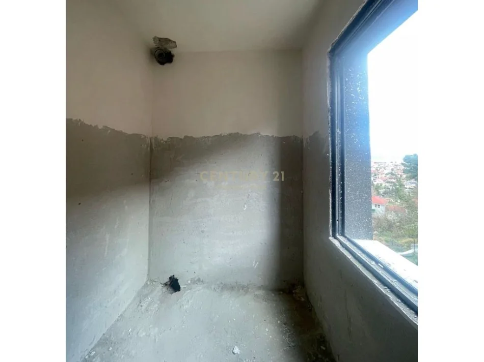 Tirane, shitet apartament 2+1 Kati 6, 86 m² 165.750 € (Kompleksi Xheluks Xibraku, Rruga e Elbasanit)