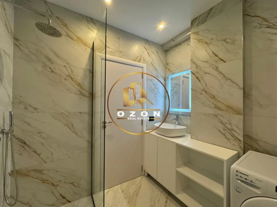 Tirane, jepet me qera apartament 1+1 Kati 5, 57 m² 700 € (Pranë Pazari të Ri, Rr. Tefta Tashko Koço)