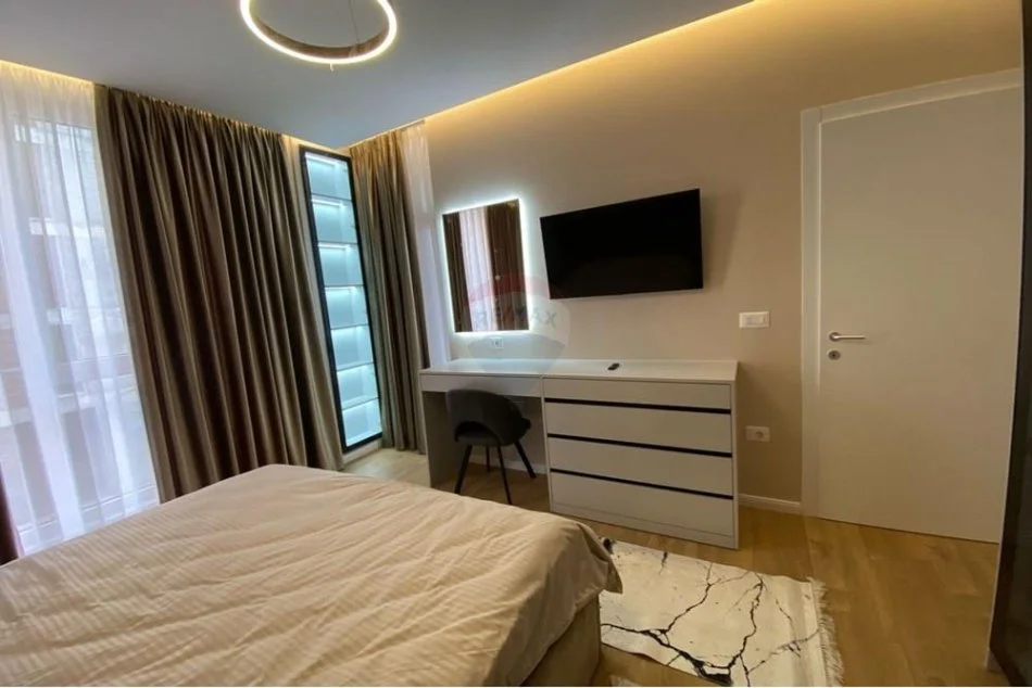 Tirane, shitet apartament 1+1 Kati 2, 74 m² 145.000 € (Rruga Jordan Misja, Tiranë)