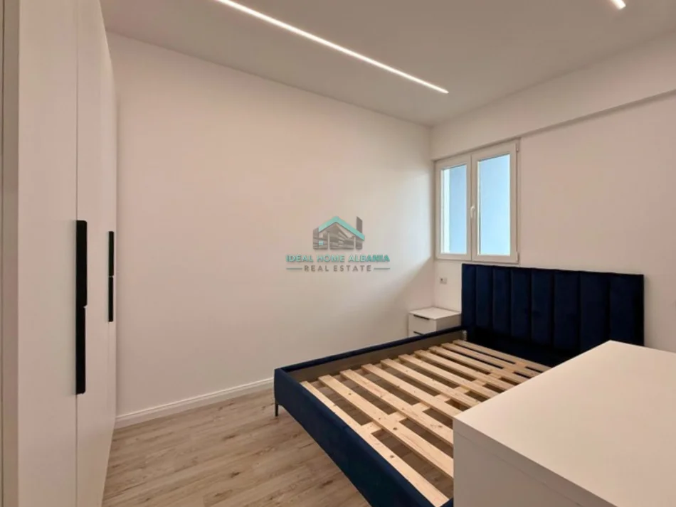 Vlore, shitet apartament 1+1+Ballkon Kati 9, 78 m² 120.000 € (VLORE)