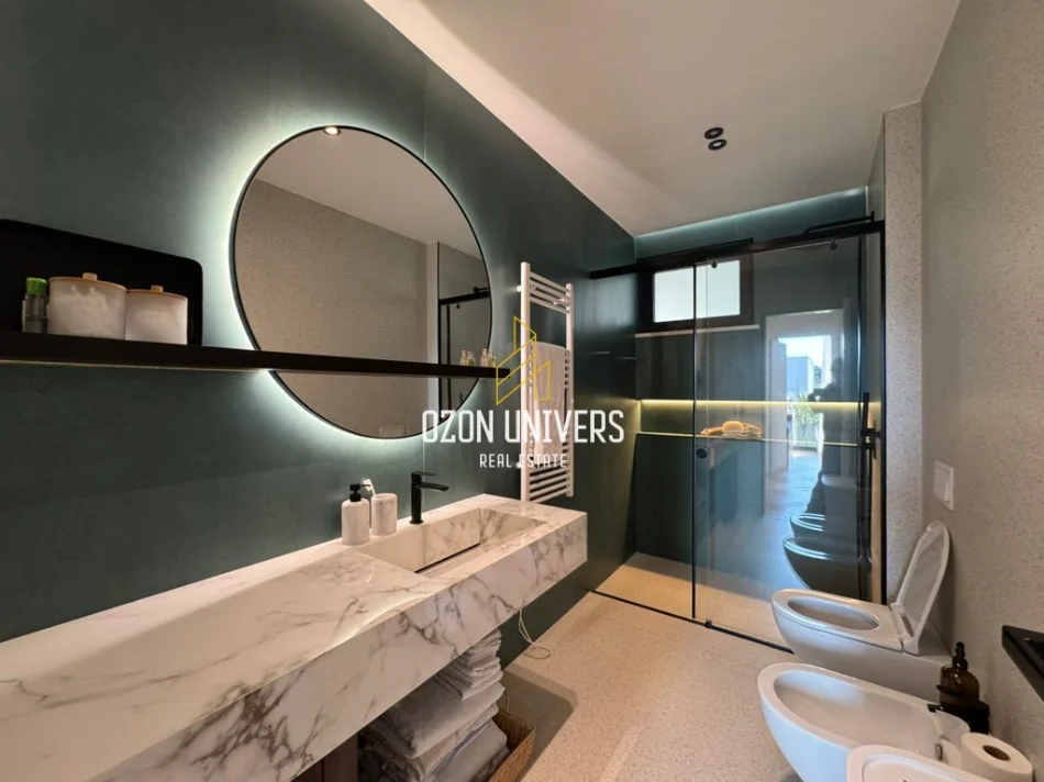 Durres, shitet Vile 2 Katshe Kati 2, 178 m² 990.000 € (San Pietro Residence, Gjiri i Lalzit!)