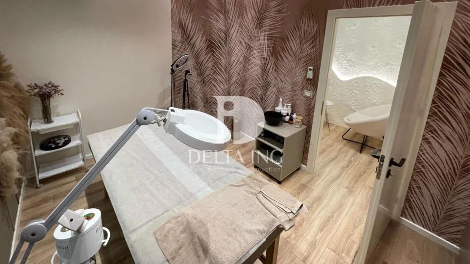 Tirane, shitet ambjent biznesi Kati 0, 100 m² 50.000 € (Rruga Kosovarëve)