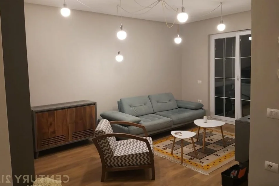 jepet me qera apartament 1+1 Kati 3, 75 m² 650 € (Myslym Shyri)