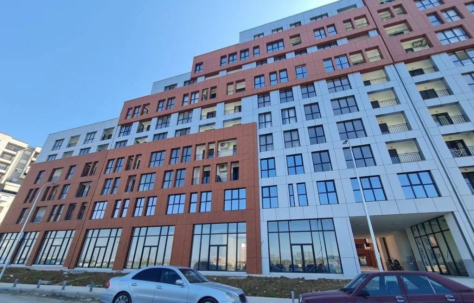 Tirane, shitet apartament 1+1+Ballkon Kati 9, 81 m² 129.600 € (Astir)