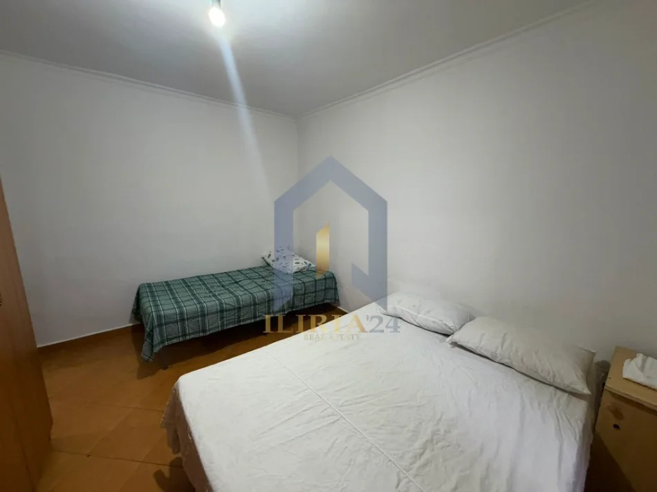 Tirane, shes apartament 1+1 Kati 1, 56 m² 86 milion leke (Apartament 1+1 në shitje tek Spitali Nene Tereza QSUT)
