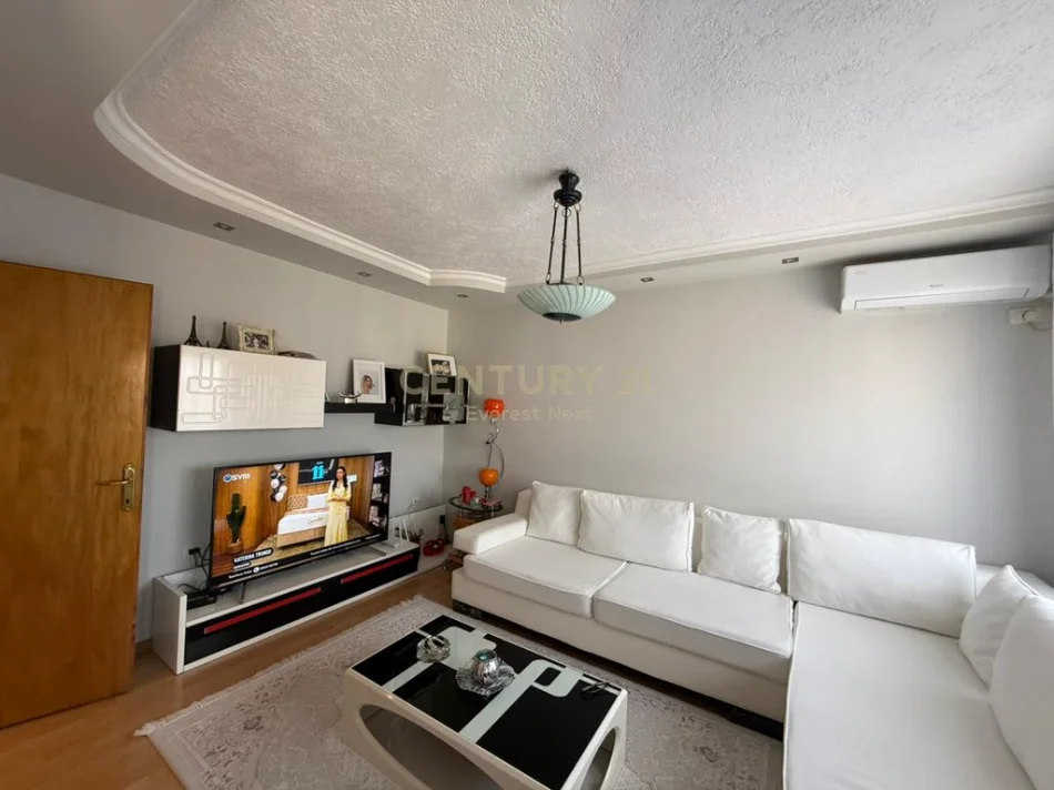 Shqiperi, shitet apartament 2+1+Ballkon Kati 5, 72 m² 145.000 € 