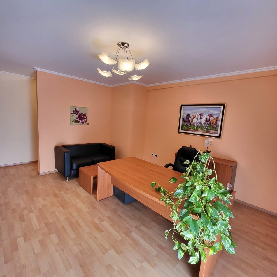Tirane, jepet me qera apartament 1+1 Kati 2, 70 m² 700 € (Sulejman Delvina)