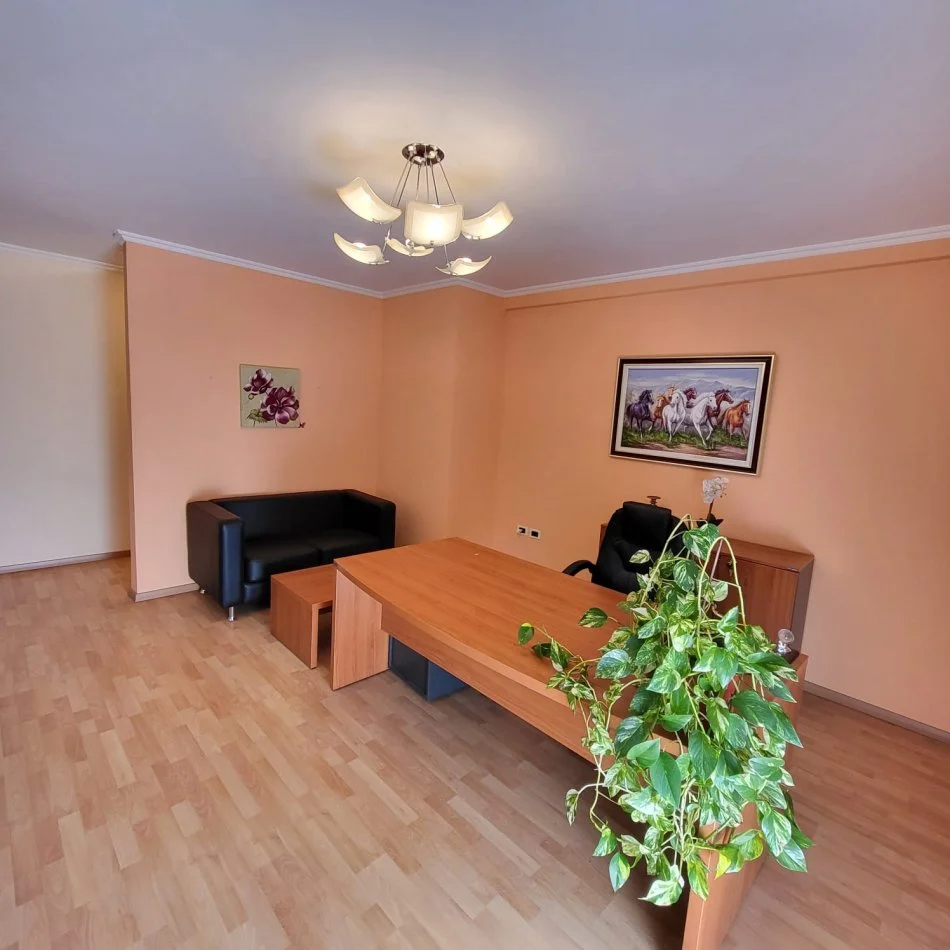 Tirane, jepet me qera apartament 1+1 Kati 2, 70 m² 700 € (Sulejman Delvina)