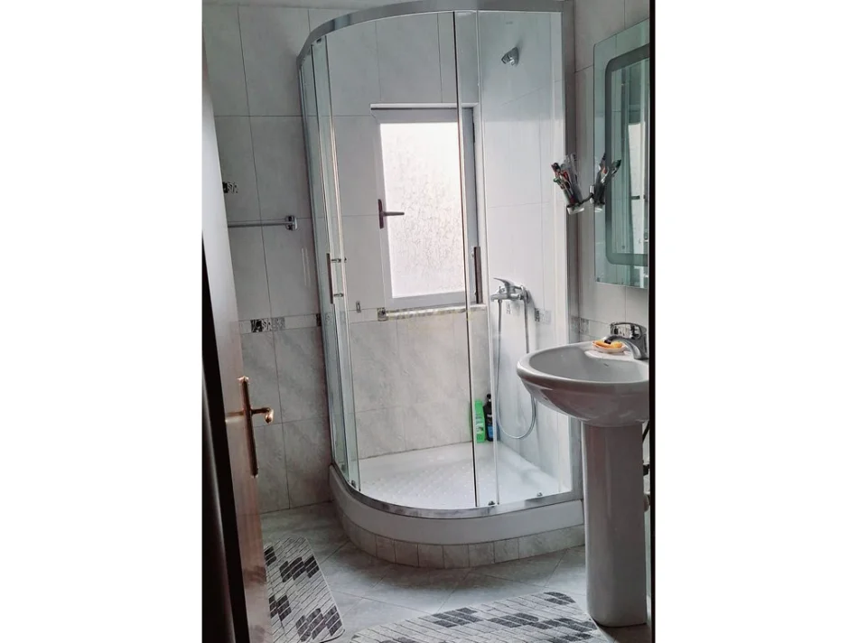 Tirane, shitet apartament 1+1 Kati 6, 66 m² 130.000 € (astiri)