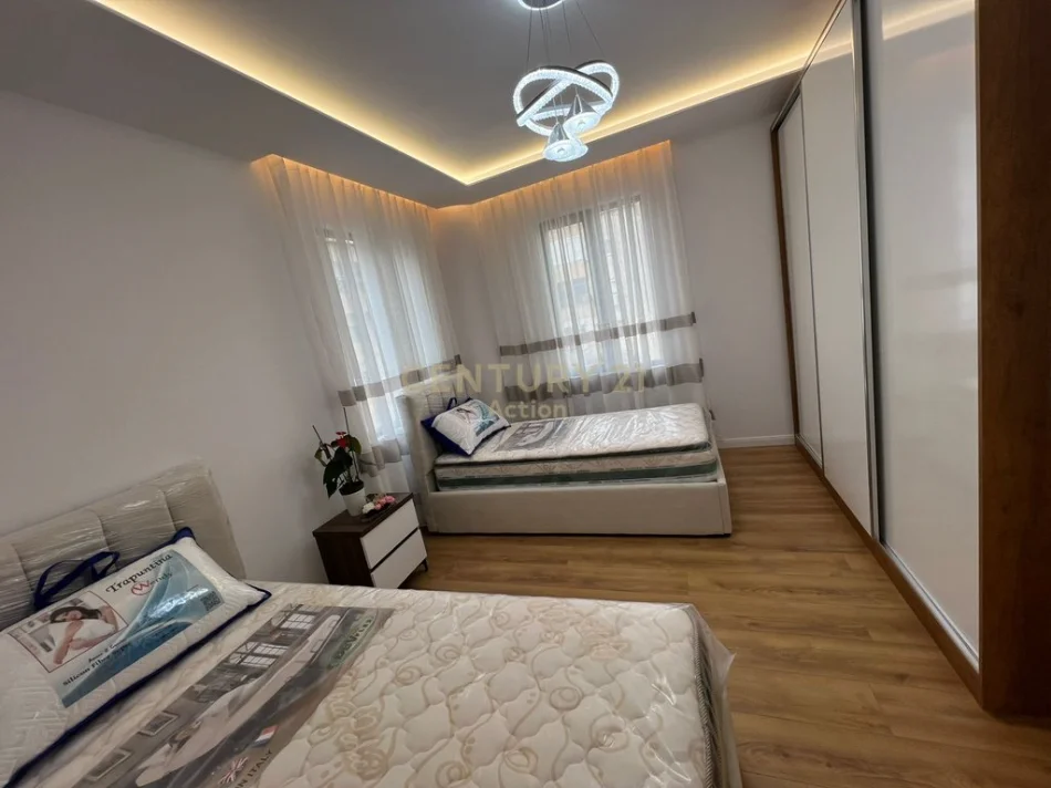 Tirane, shitet apartament 2+1 Kati 7, 116 m² 265.000 € 