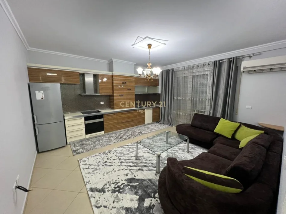 Tirane, shitet apartament 2+1 Kati 5, 108 m² 235.000 €