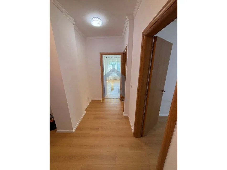 Tirane, shitet apartament 2+1+Ballkon Kati 3, 89 m² 135.000 € (Apartament 2+1 për shitje në Fresk, Rruga e Dajtit)