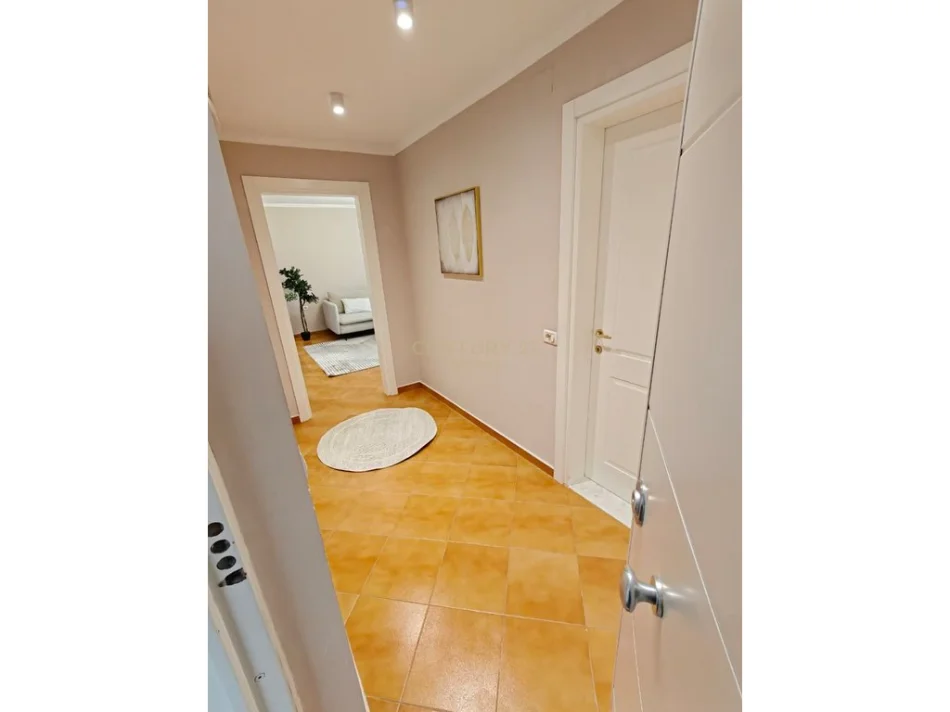 Tirane, shitet apartament Kati 4, 145.000 € 