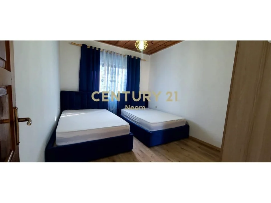 Tirane, jepet me qera shtepi 2+1 Kati 2, 227 m² 650 € (jordan misja)