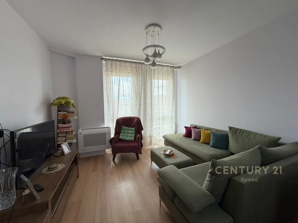 Tirane, shitet apartament 2+1 Kati 5, 104 m² 203.000 € (5 maji)