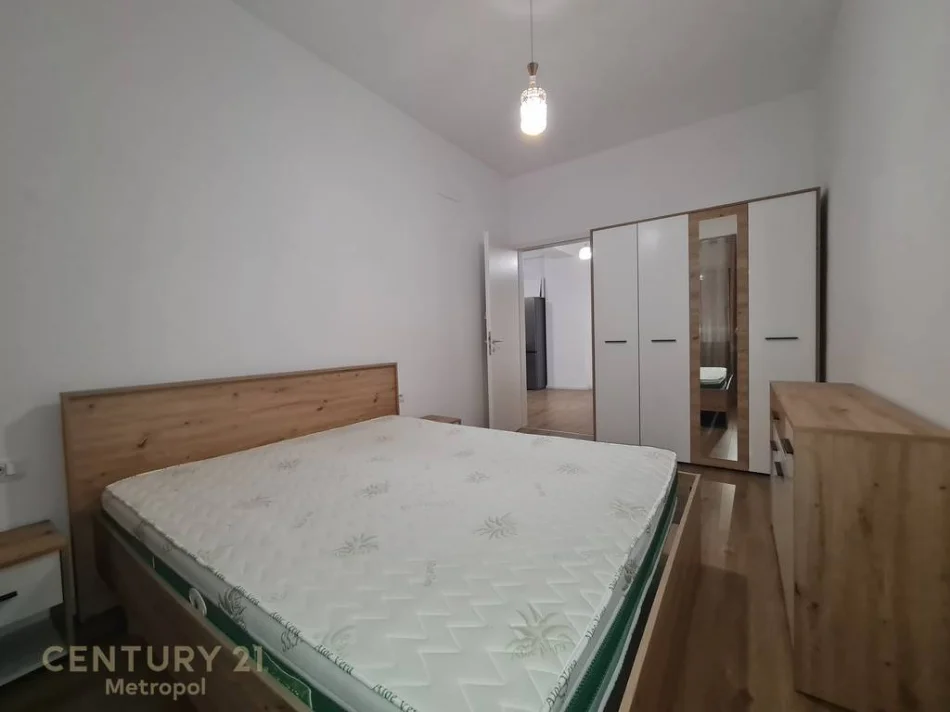 Tirane, shitet apartament 1+1 Kati 6, 60 m² 116.000 € (ali demi)
