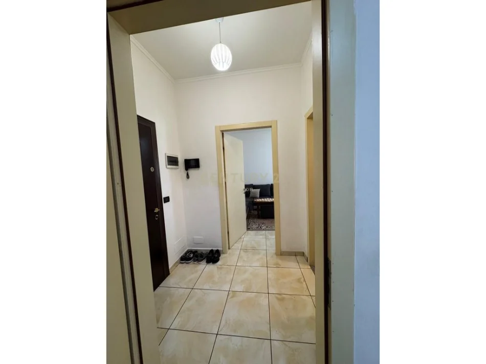 Shkoder, shitet apartament 1+1 Kati 3, 46 m² 80.000 € (zdrale)