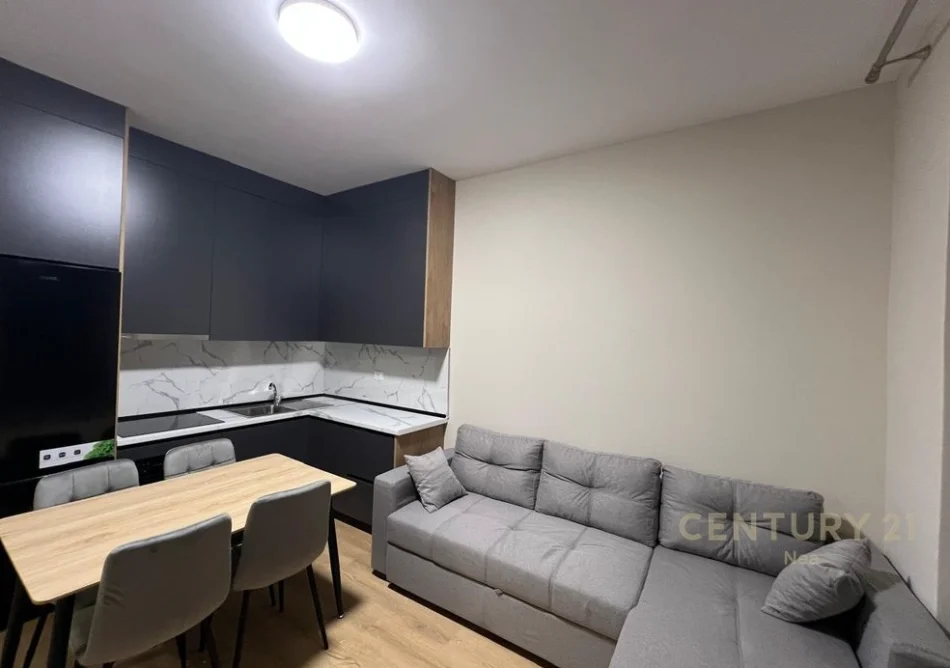 Tirane, shitet apartament 2+1 Kati 8, 78 m² 160.000 € 